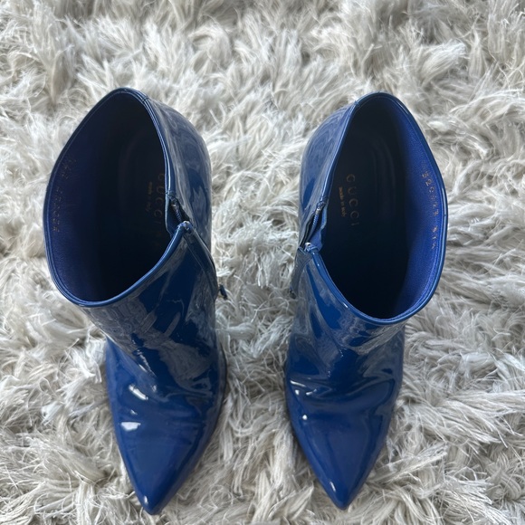 Gucci Women's Blue Patent Leather Ankle Booties - Picture 4 of 4